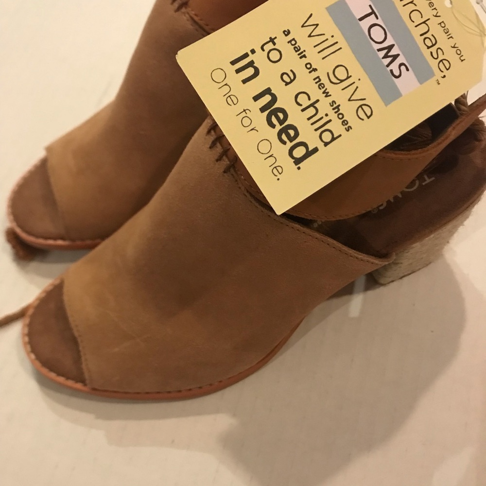 Toms wedges